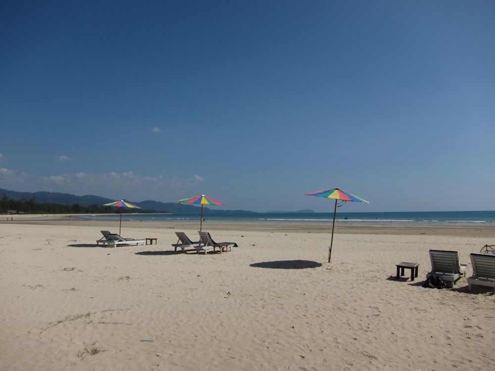 Pakarang Beach