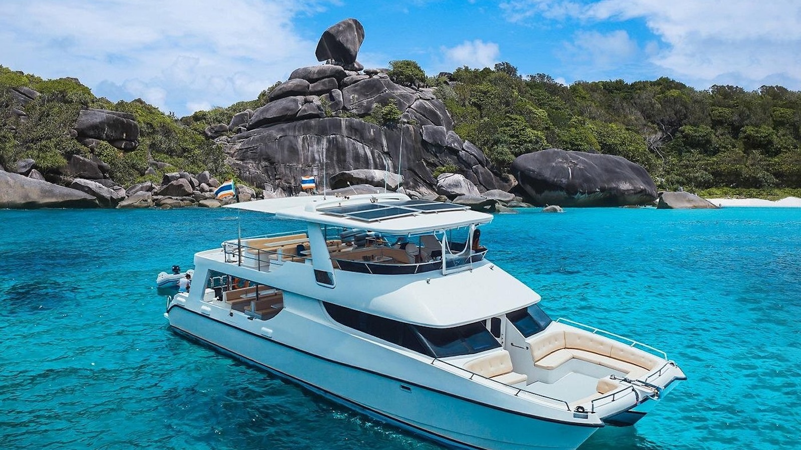 Speed-Katamaran auf dem Weg zu den Similan Islands